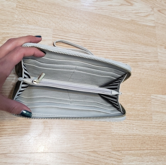 Cute gray wallet - Picture 8 of 9